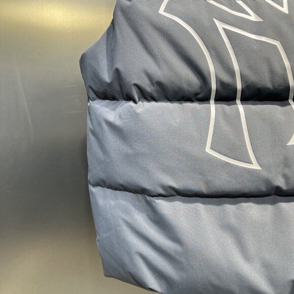 Gray Sleeveless Down Vest - MLB - Picture 7 of 9